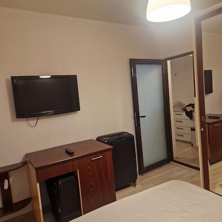 2 Bedrooms Apartment. Galaţi Εξωτερικό φωτογραφία
